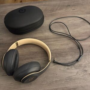 Beats by Dre Over-Ear Headphones - Black and Gold